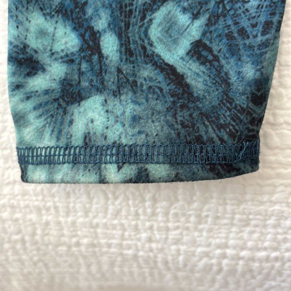 Fun Patterned Leggings - Picture 3 of 4